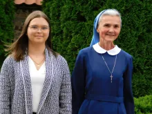 Karolina Gawrych and Sr. Nulla, healed respectively through the intercession of Mother Czacka and Cardinal Wyszyński.
